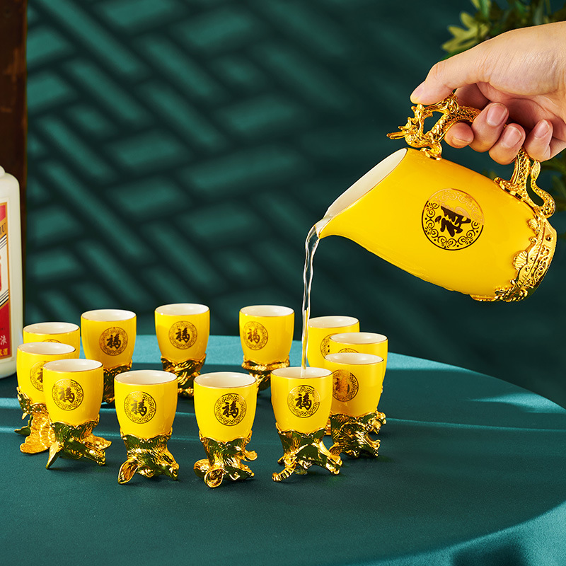 Pozłacana dwanaście głowa zwie – Wine Beer Tequila recenzja i cena