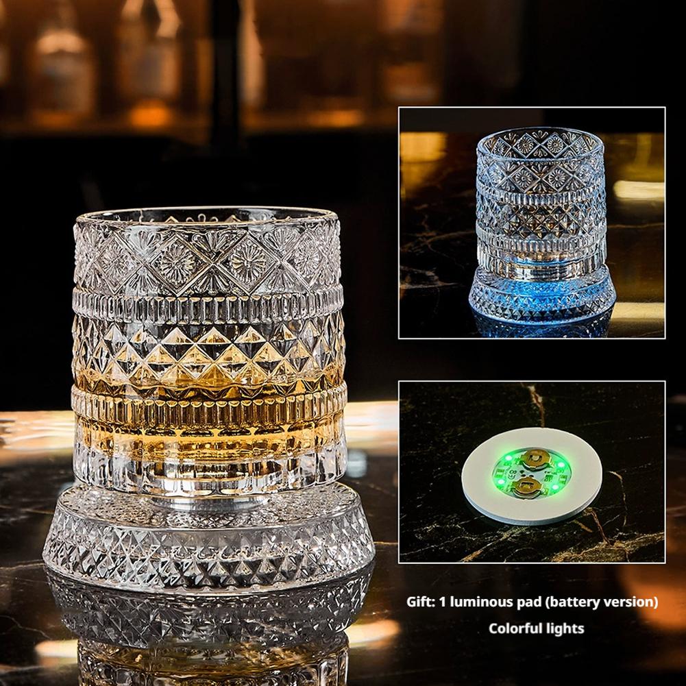 Obrotowy kieliszek do whisky K – Wine To Beer To Liquor recenzja i cena