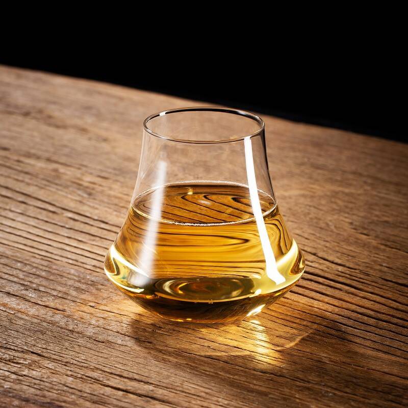 Szklanka do whisky z efektem l – Wine Beer Tasting recenzja i cena